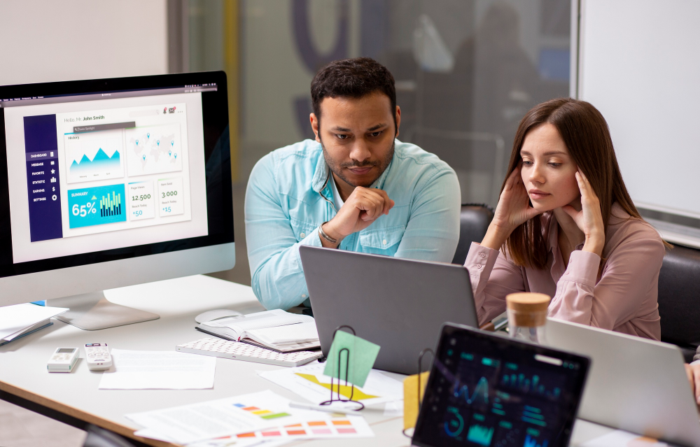 Applying holacracy and sociocracy methods to IT projects